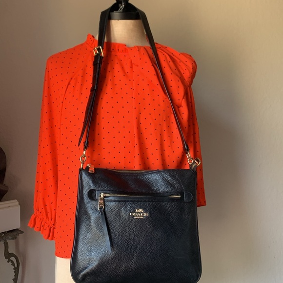 COACH Mae Crossbody Purse Bag F34823 Leather Back EUC - Picture 3 of 17